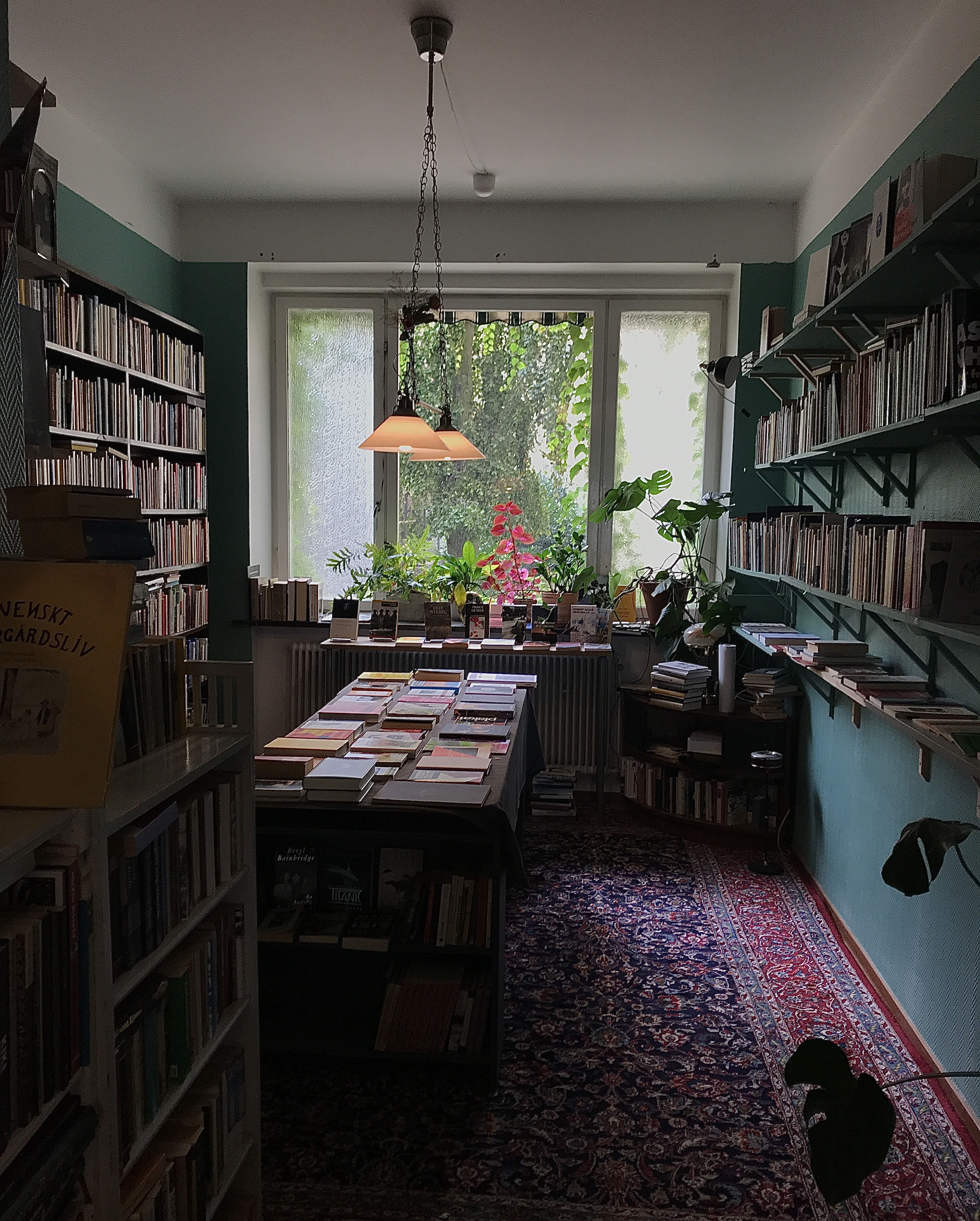 33B1F549-CF7B-4934-9009-8ABC438170D6